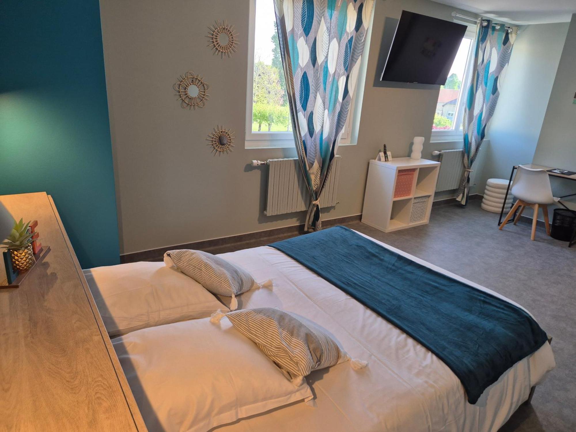 Logis Hotel Restaurant L'Oustal Naves  Екстериор снимка