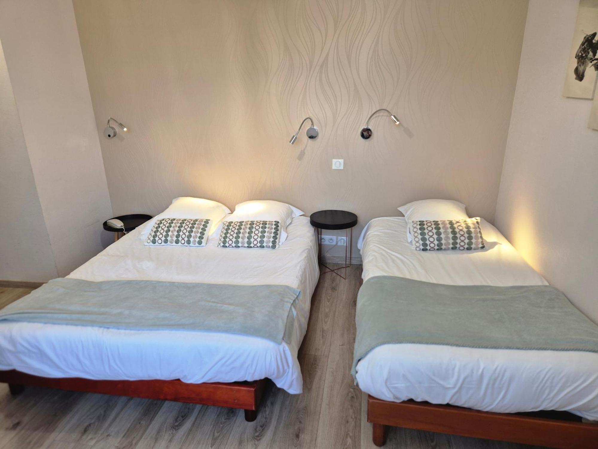 Logis Hotel Restaurant L'Oustal Naves  Екстериор снимка